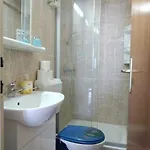 Ivo Apartman *